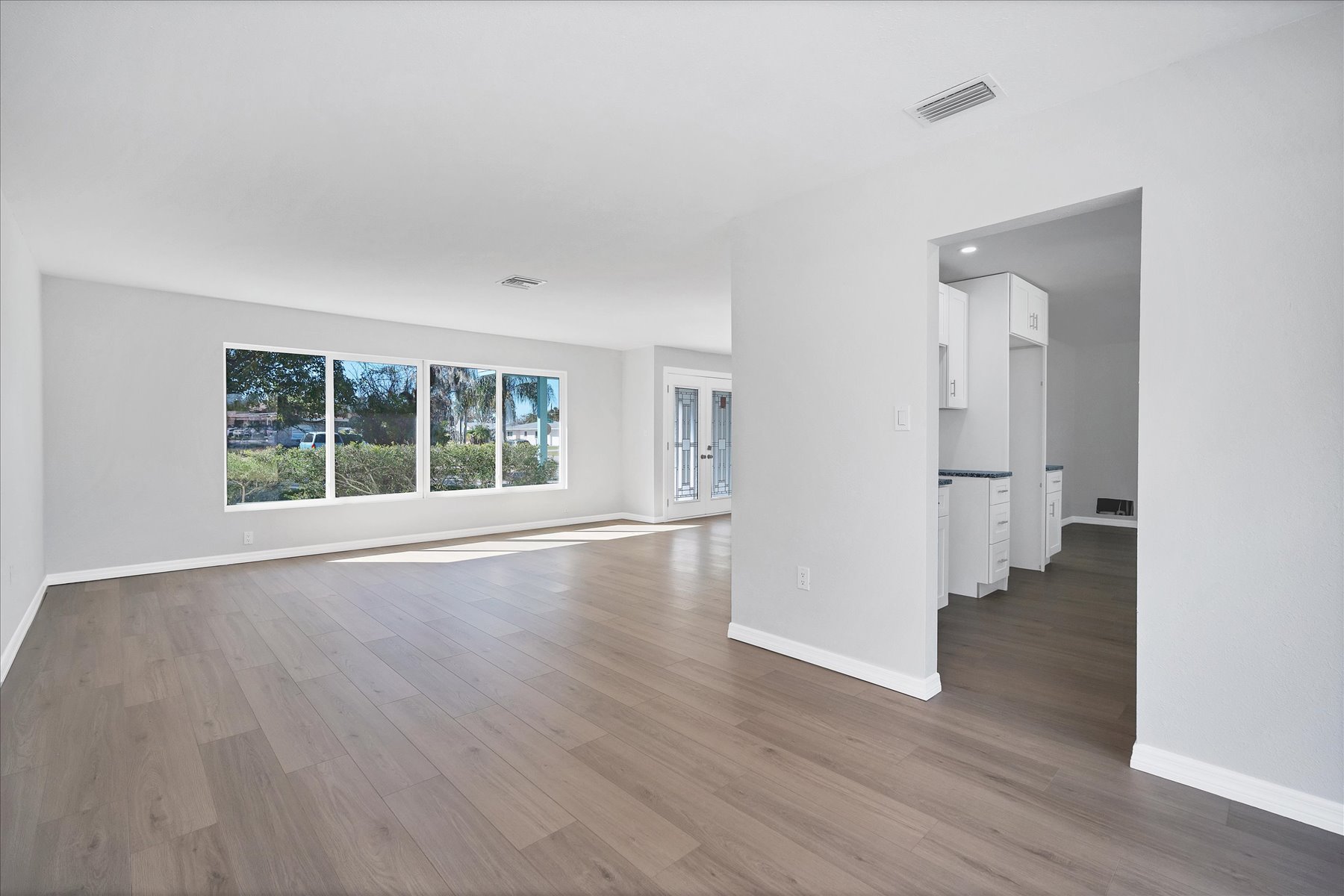 Bayshore Remodels: How to Select the Ideal Trim Color to Complement Walls — remodeling inspiration 1