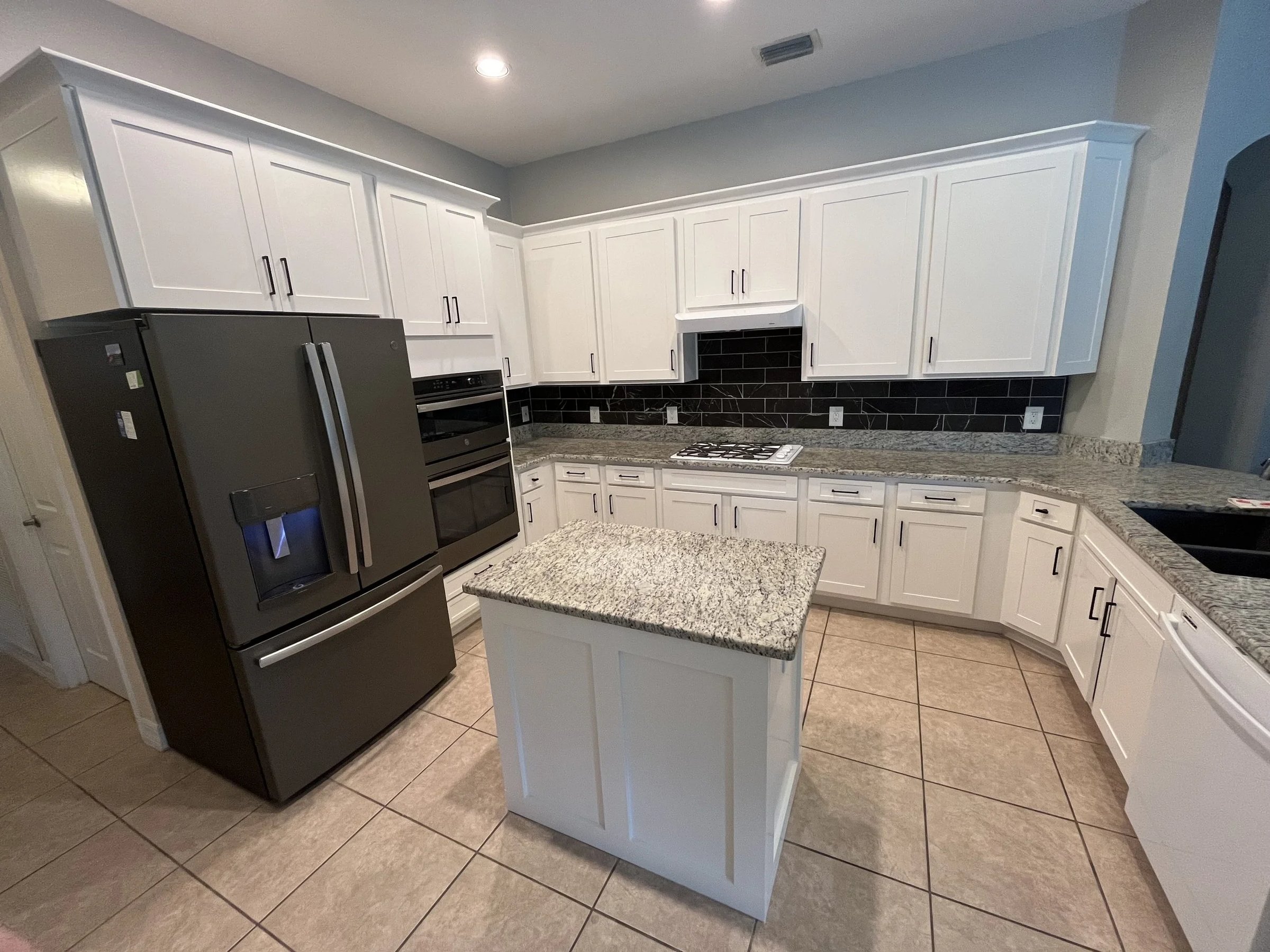 Bayshore Remodels: Project Recap: Tampa Cabinet Refacing — remodeling inspiration 2