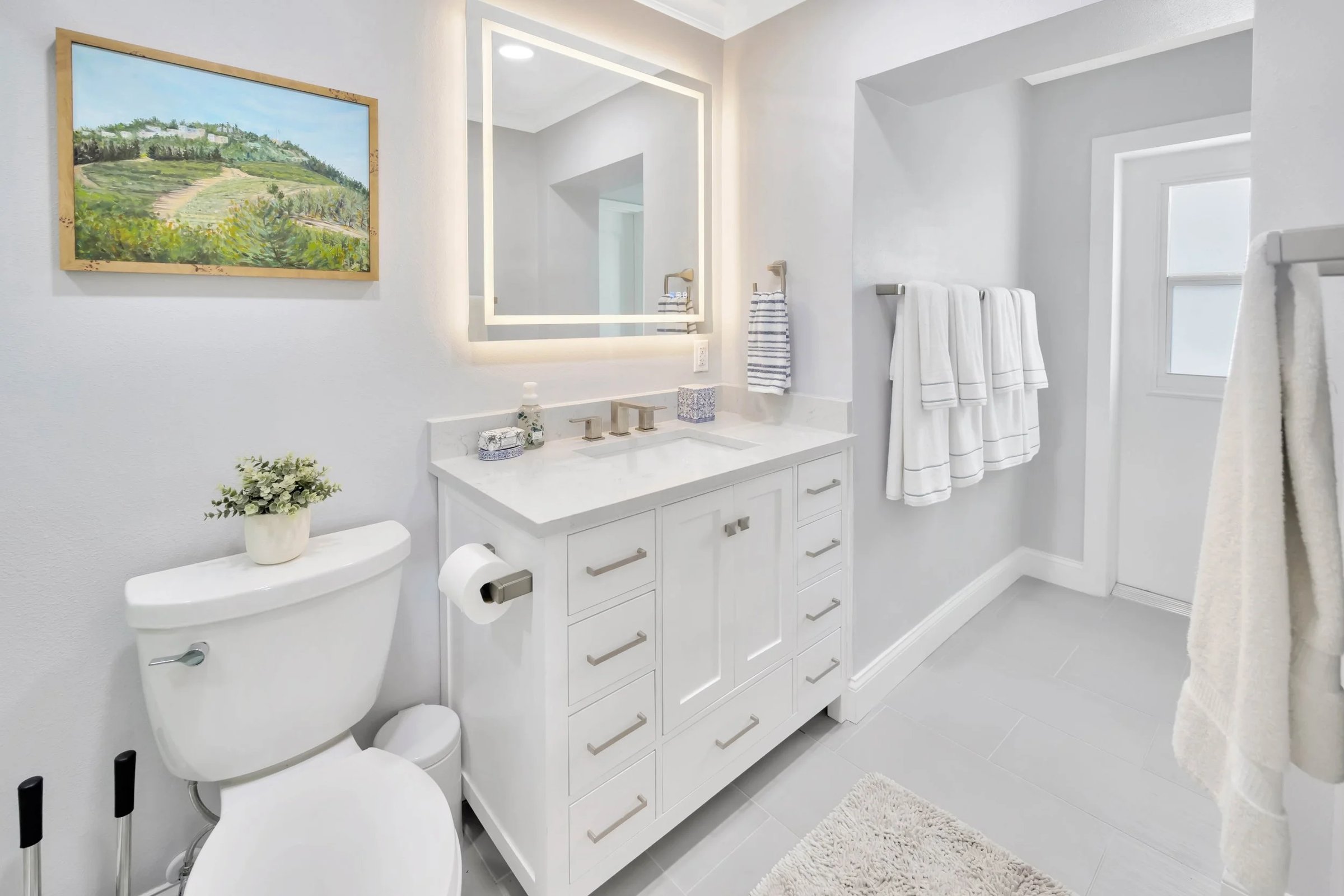 Bayshore Remodels: The Ultimate Guide to Bathroom Remodels: Turning Your Bathroom Into a Modern Retreat — remodeling inspiration 2