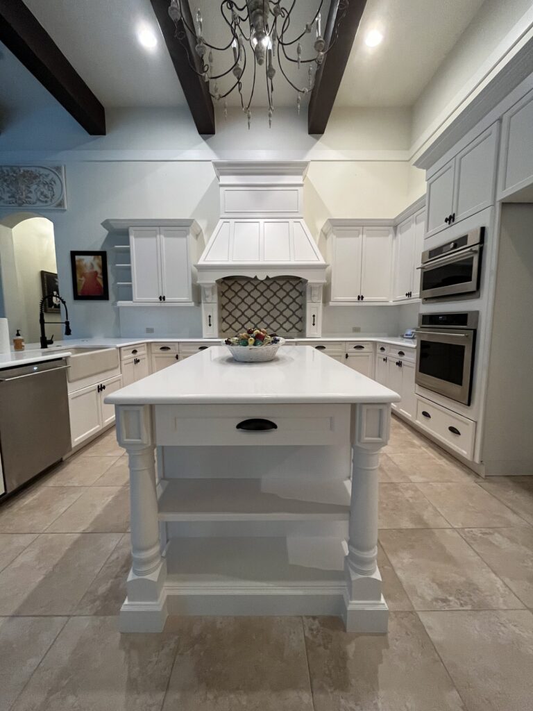 Cabinet Refinishing vs. Full Replacement: Which Is Right for Your Kitchen?