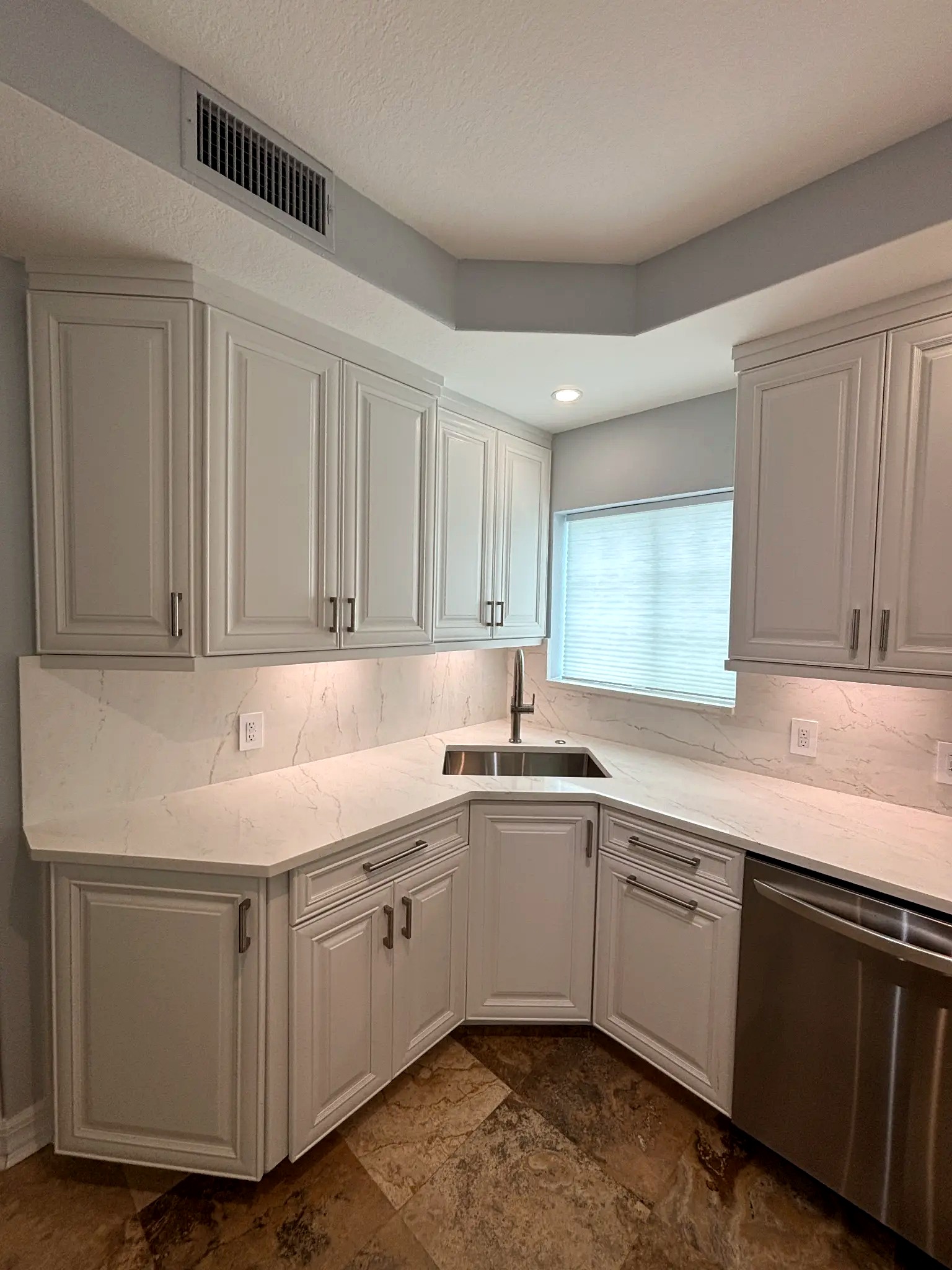 Snowbound by Sherwin-Williams: Is It the Right White for Your Florida Home?