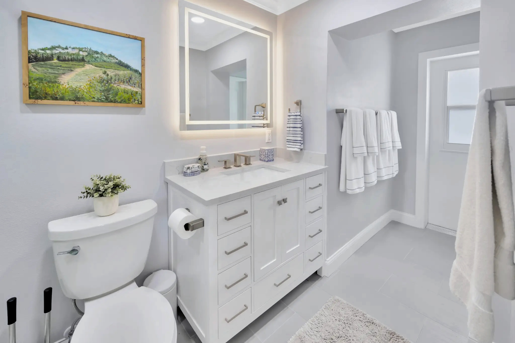 Bathroom remodeling in Tampa Bay — White shaker bathroom vanity feature