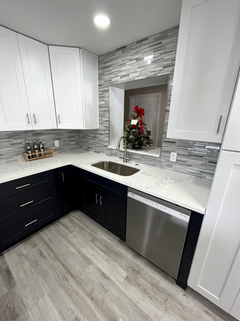 You’ll Love These Sherwin-Williams Paint Colors for Your Kitchen Cabinets
