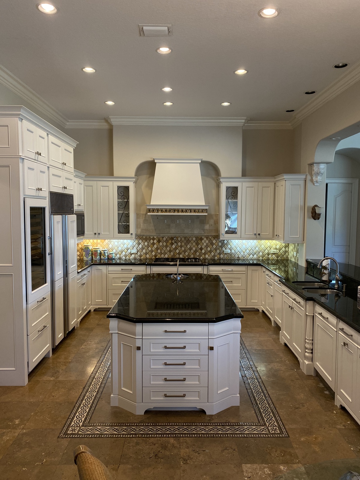 Refinish Kulda 01 Luxury White Raised Panel Black Granite Island — Bayshore Remodels Tampa Bay
